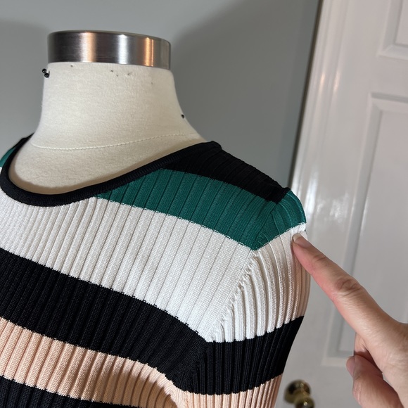 Scripted Sz L Black White Green Peach Blue Ribbed Striped Bell sleeve Top POSH44 - Picture 7 of 12